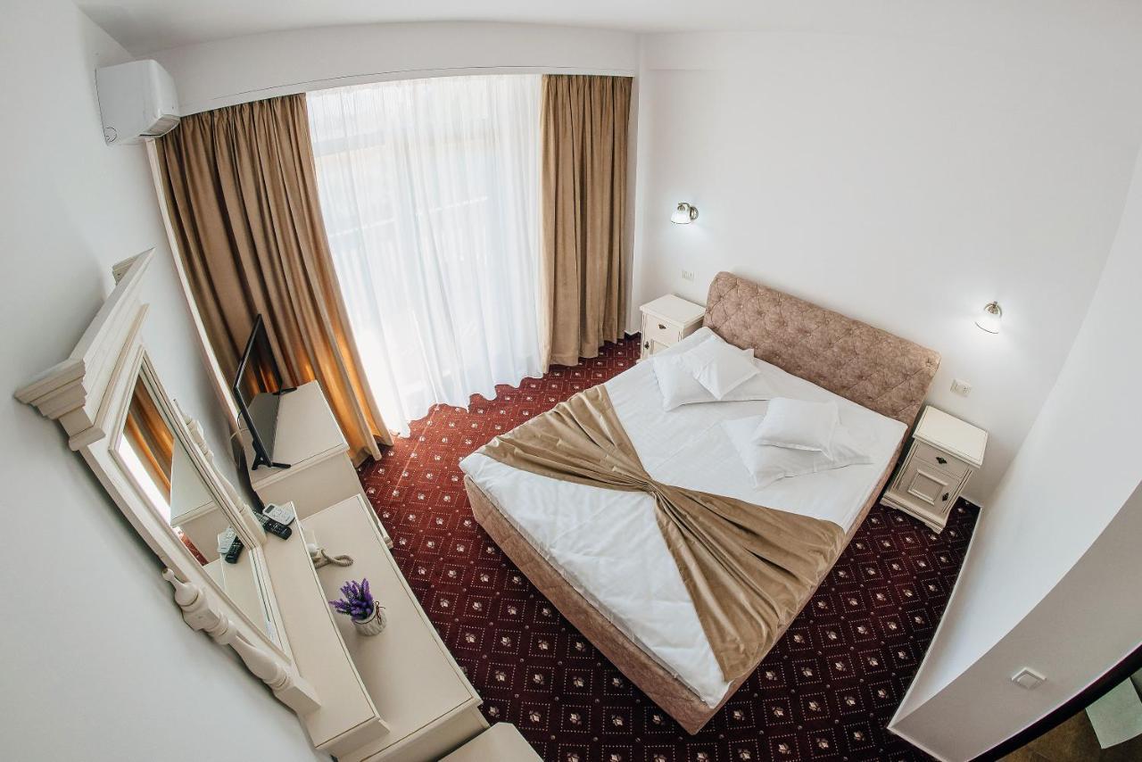 Pension Elegance Гура-Гуморулуй Экстерьер фото