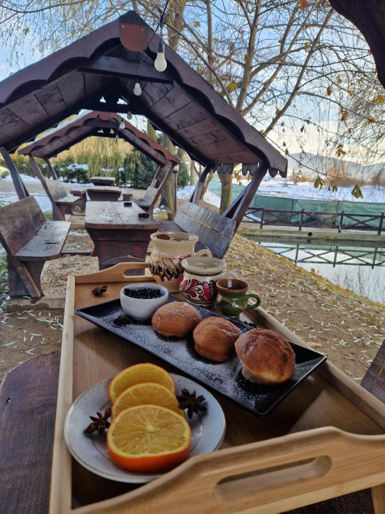 Pension Elegance Гура-Гуморулуй Экстерьер фото